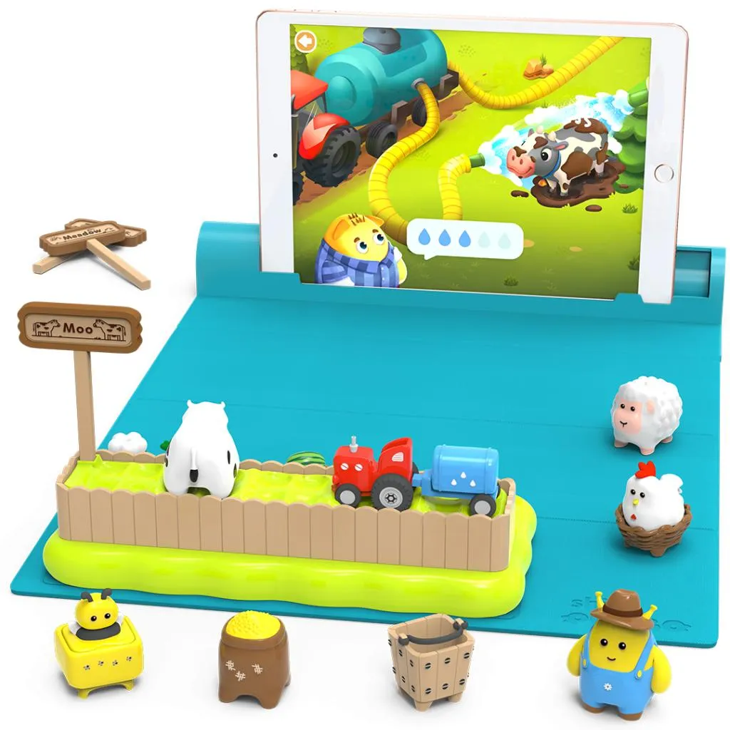 Barn i åldrarna 4-10 år njuter av Shifu Plugo: Farm, ett interaktivt AR-drivet digitalt bondgårdsspel som främjar STEM-inlärning genom lek.